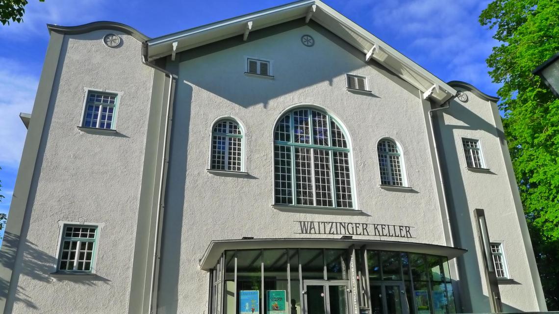 Außenansicht Tourist-Information Waitzinger Keller in Miesbach
