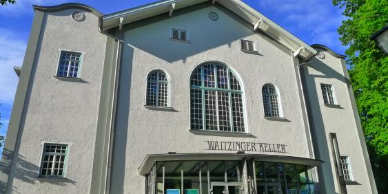 Außenansicht Tourist-Information Waitzinger Keller in Miesbach